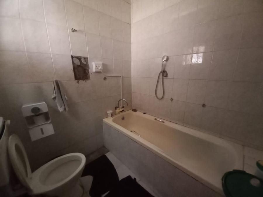 4 Bedroom Property for Sale in Ficksburg Free State